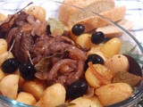 Spalla d’agnello con olive nere e salsa di cipolla e vino rosso (Lamb Shoulder with Black Olives and Onion & Red Wine Sauce)