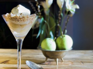 Sous vide pear with hazelnut and cinnamon crumble