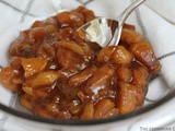 How to Freeze Peaches and Make Peach Sauce / #SundaySupper