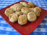 Cheesy garlic ham biscuits