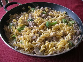Hamburger stroganoff skillet