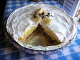 Peanut butter-chocolate banana pie