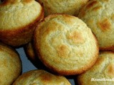 Sour cream cornbread muffins