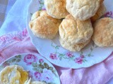 Whipped cream biscuits – 2 ingredients