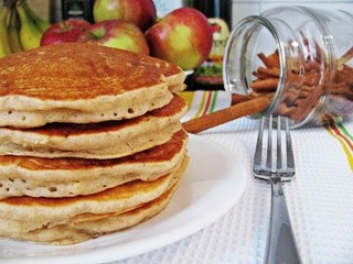 Pancakes pommes-millet sans gluten/Gluten free apple-millet pancakes