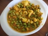 Gobi mattar masala   /   cauliflower and peas curry