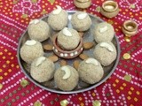Churma laddoo ( Whole wheat flour balls)