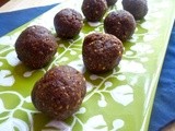Easy, Healthy Chocolate Almond Date Balls