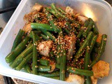 Chicken with green beans and soy sauce
