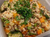 Lunch box: quinoa and bulgur with carrots, courgette and garden peas