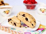 Peanut butter and chocolate scones (vegan)