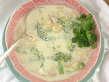Creamy Chicken and Broccoli Alfredo Soup
