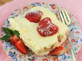 Strawberry Cream Ice Box Cake #SummerDessertWeek