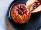 Baked Apples: Easy Festive Dessert