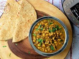 Homestyle Black Eyed Peas Curry in Instant Pot