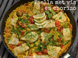 Paella met vis en chorizo