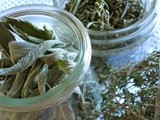 Drying herbs: two techniques