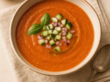 Gazpacho dell’anima – Rinfrescarsi il cuore nei giorni roventi
