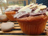 Muffin alle mandorle con copertura golosa