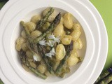 Gnocchi with asparagus and onion weed, and a garden full of colours