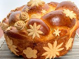 Korovai (Ukrainian Wedding Bread)