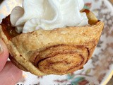 Mini Pumpkin Pies with Cinnamon Swirl Crust