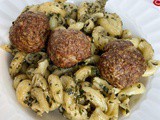 Pesto Cavatappi with Meatballs