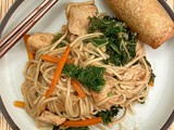 Stir-Fried Noodles with Chicken and Vegetables