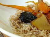 Teglia di verdure con le prugne e riso integrale