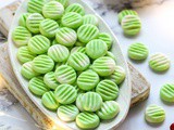 Christmas Cream Cheese Mints