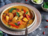 Instant Pot Thai Yellow Curry With Chicken