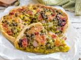 Crostata salata con pancetta e piselli