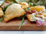 Gnocchi fritti ripieni con prosciutto e provola