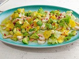 Insalata di gamberetti con avocado e arancia