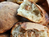 Pane con ciccioli ricetta napoletana