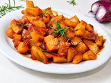 Patate alla contadina con cipolle e pomodoro al rosmarino