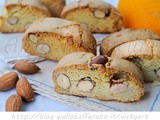 Piparelli biscotti siciliani dei morti con mandorle