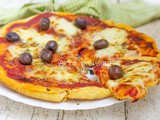 Pizza lampo in padella con olive