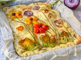 Pizza pane decorata con verdure veloce
