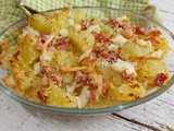 Teglia di patate e pancetta gratinate