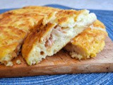 Torta di pane raffermo con speck e provola