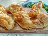 Treccine salate con pancetta e provola