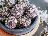 Probiotic Snacks – Prune Energy Balls