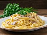 Alfredo vs Carbonara: Which Pasta Sauce Reigns Supreme