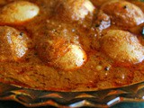 Chettinad Egg Curry (Chettinad Muttai Kuzhambu)