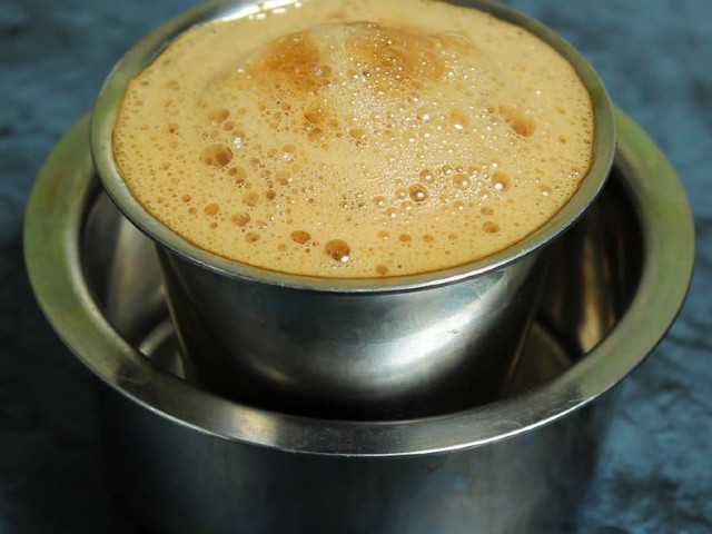 South Indian Filter Coffee-How to make Filter coffee - Padhuskitchen