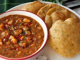 Peas Puri (Matar ki Puri)