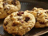 Raisin Oat Cookies