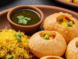 What Are 15 Famous Mumbai Street Food Dishes