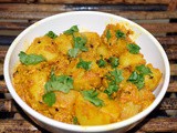 Bombay Potato - a spicy Indian potato curry with minimum fuss and great taste
